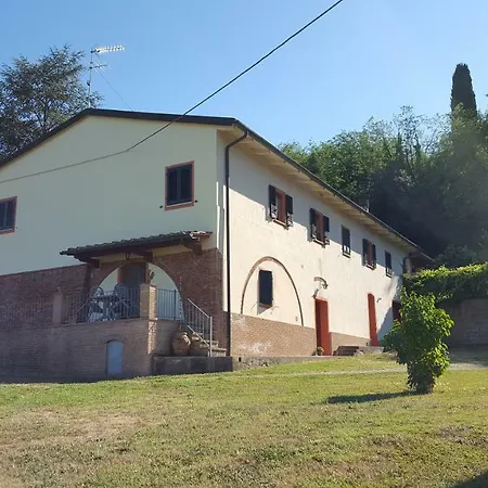 Podere Chiasso Gherardo Çiftlik konaklama *